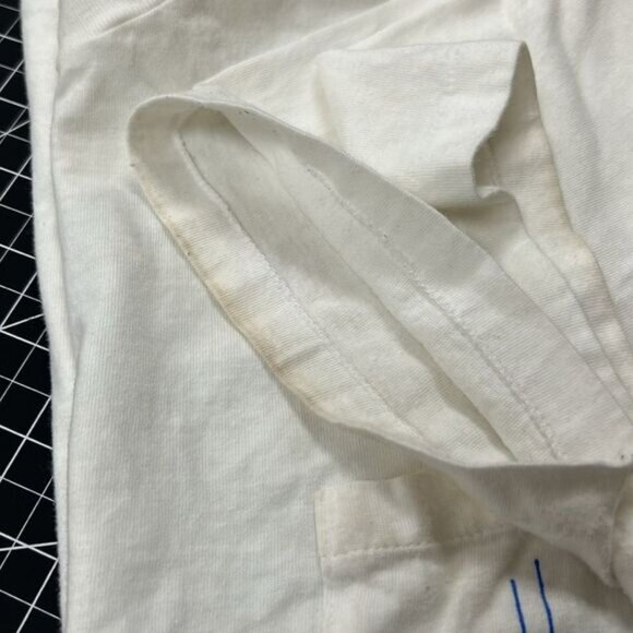 Vintage Hanes Beefy-T Guy Harvey Shark Graphic Tee XL White Cotton Mens Shirt - Picture 6 of 6